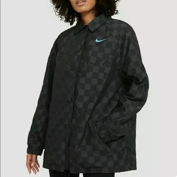 NEW Women’s Nike Sportswear Coaches Checkered Button Windbreaker Jacket